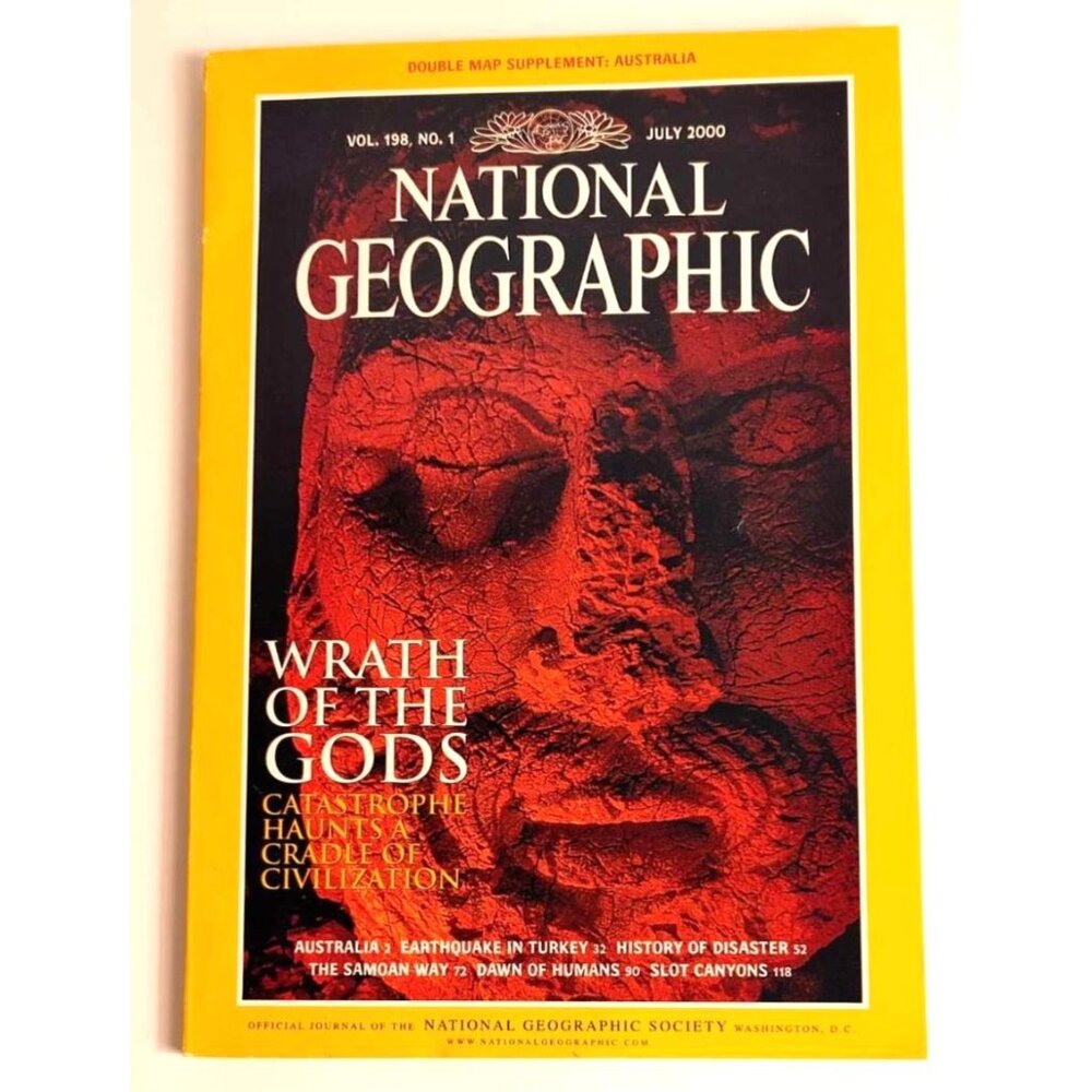 National Geographic Magazine July 2000 with Australia Under Siege Map Supplement